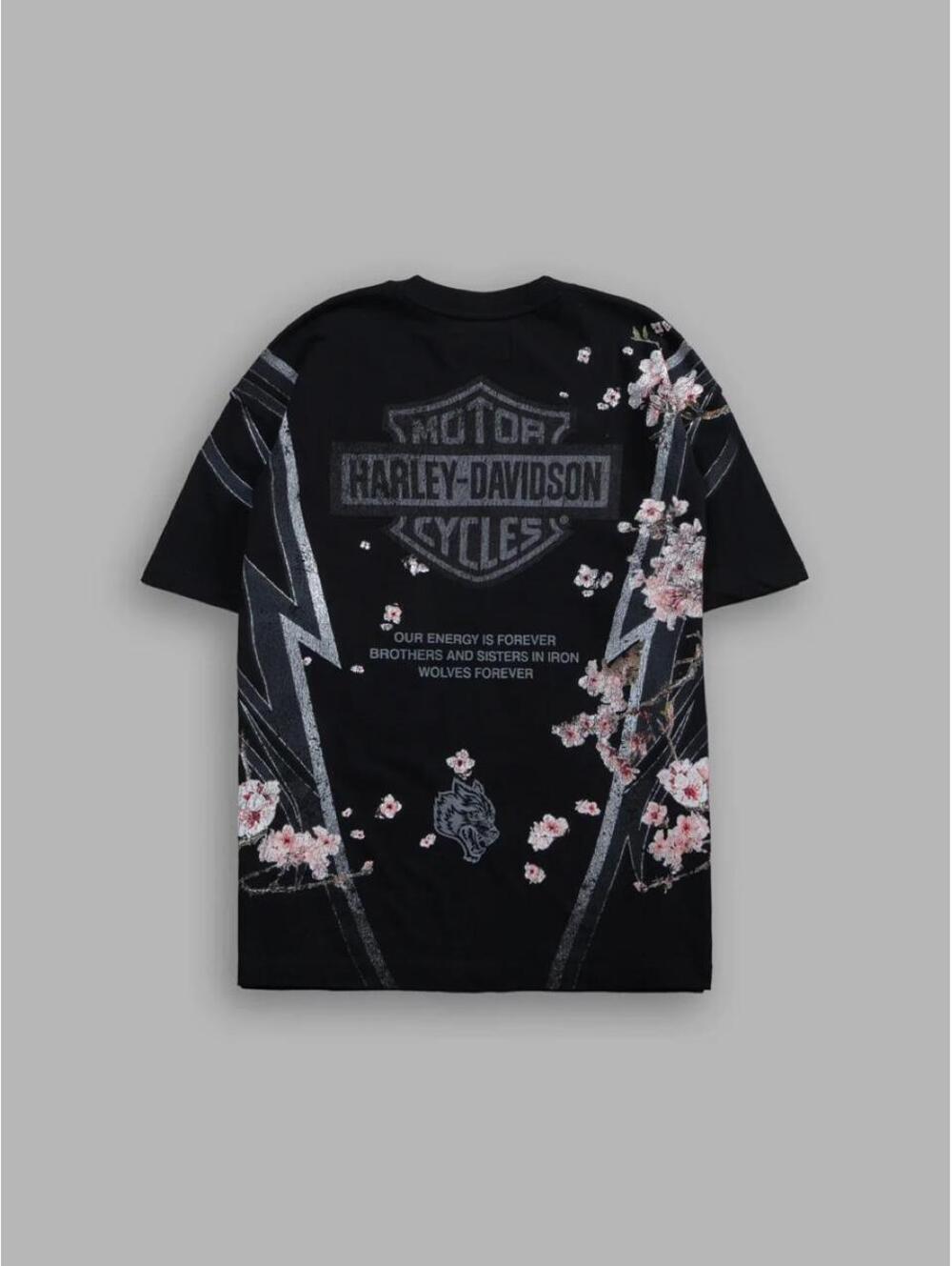 Harley Davidson x Bushido x IRON SAKURA PREMIUM TEE IN BLACK. SIZE XL